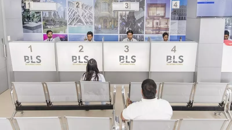 Tìm hiểu chức năng và vai trò chính của BLS International trong quá trình tiếp nhận, xử lý hồ sơ xin visa
