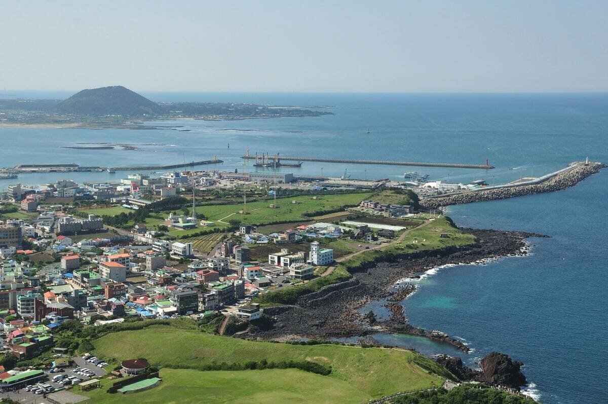 Công dân Đông Nam Á được miễn visa khi tham gia tour du lịch đảo Jeju dưới 30 ngày