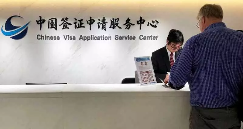 Đương đơn cần nộp hồ sơ xin visa du lịch Trung Quốc tại trung tâm CVASC đúng quy định